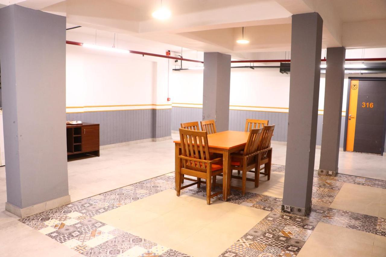 Virohaa Garden Hotel Ghaziabad Eksteriør bilde