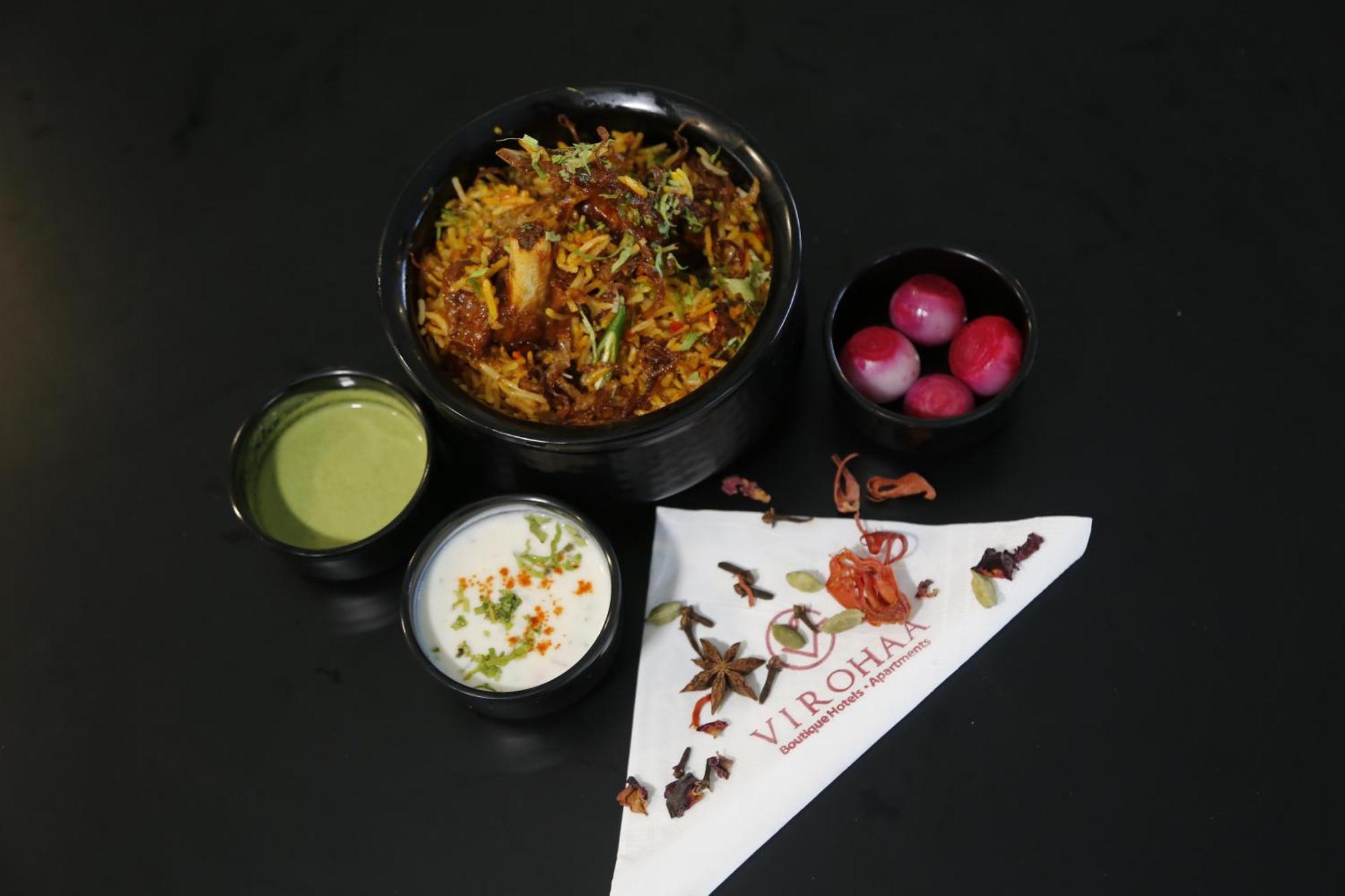 Virohaa Garden Hotel Ghaziabad Eksteriør bilde