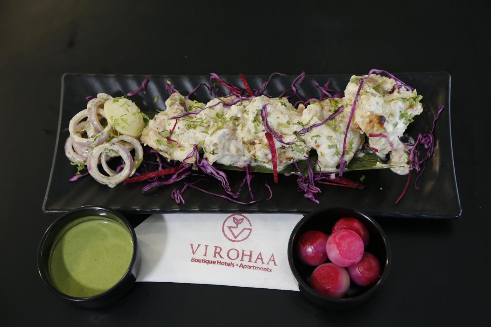 Virohaa Garden Hotel Ghaziabad Eksteriør bilde