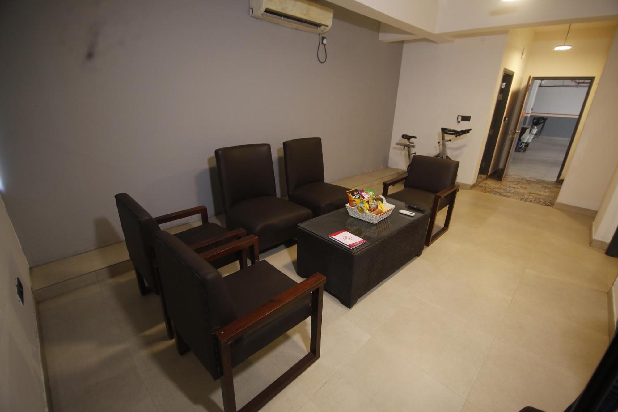 Virohaa Garden Hotel Ghaziabad Eksteriør bilde